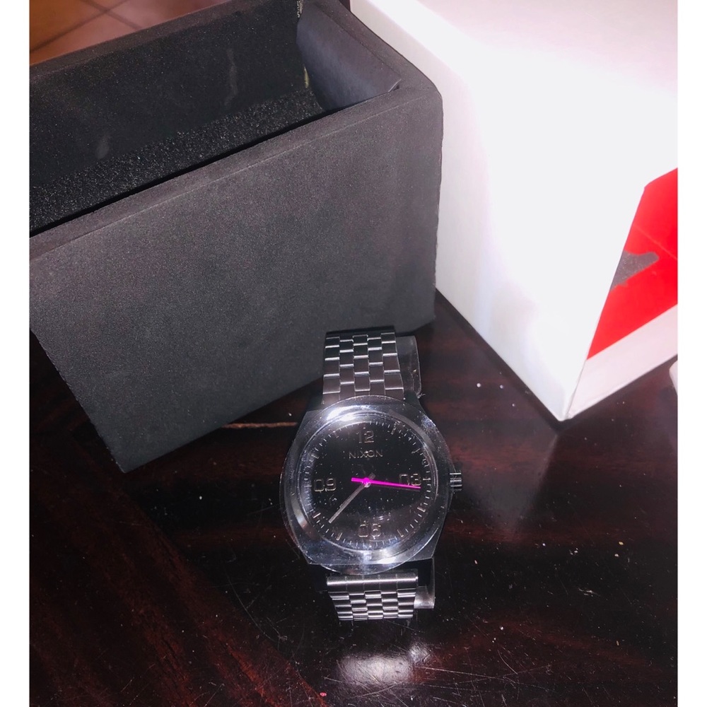 Nixon watch brand new